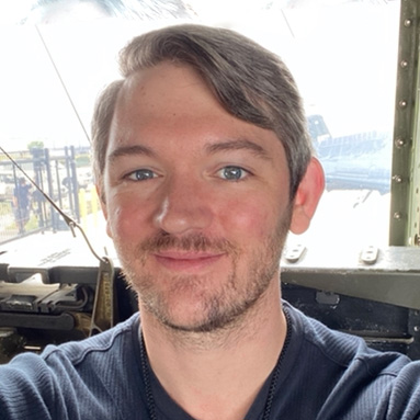 Portrait of Travis Arnold